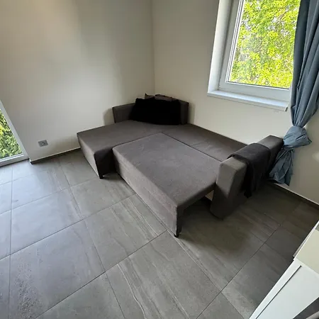 75m2 Klid Priroda Pro Rodinu 아파트