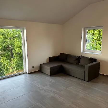 Daire 75m2 Klid Priroda Pro Rodinu