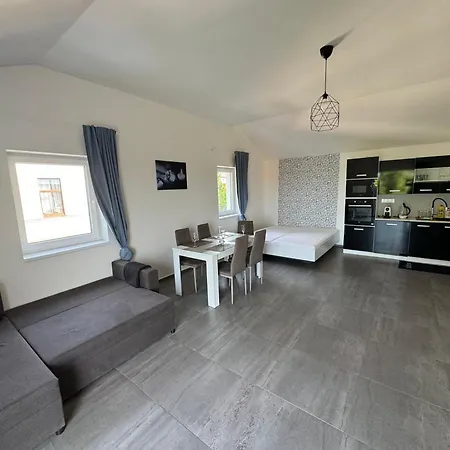 75m2 Klid Priroda Pro Rodinu